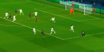 开云-5-2！欧冠5队晋级在望：巴黎+皇马大胜，黑马或携手4豪门进8强