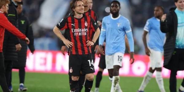 开云APP-【观察】米兰争冠，梦醒时分