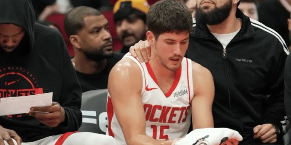 开云体育-火记：火箭近两场合计让对手抢到了36个前场板+投中36记三分