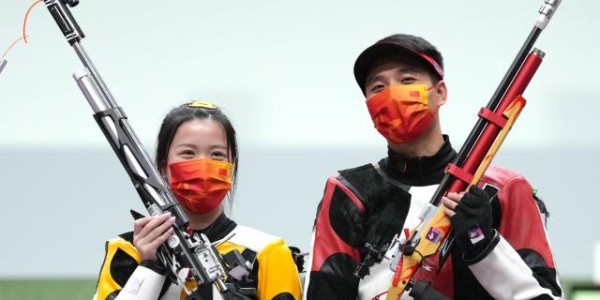 开云官网-27日回顾：吹响反击号角勇夺三金 三人女篮进四强