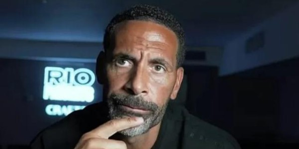 开云体育-费迪南德：我和家人在迪拜，能听到导弹的爆炸声