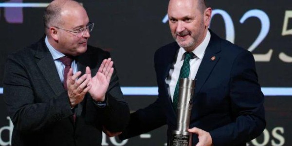 开云APP-西足协主席：西班牙承办世界杯决赛