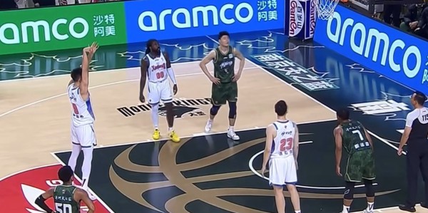 开云下载-新疆领先9分却输球！格兰需警惕哈里斯+西尔扎提+吴冠希隐患！