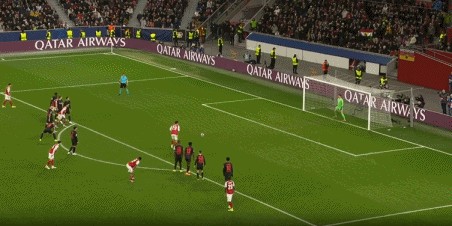 开云下载-体坛联播｜曼城切尔西遭惨败，英超6队欧冠16强首回合0胜